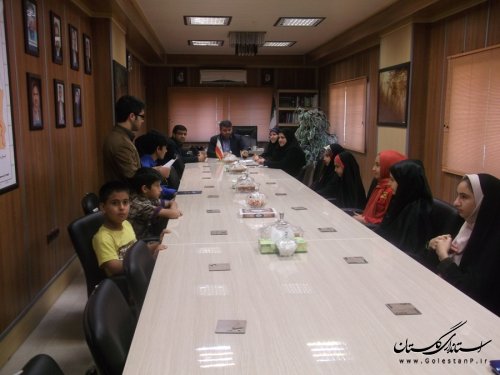 دیدار مسئول و جمعی از اعضای فعال کانون پرورش فکری رامیان با فرماندار