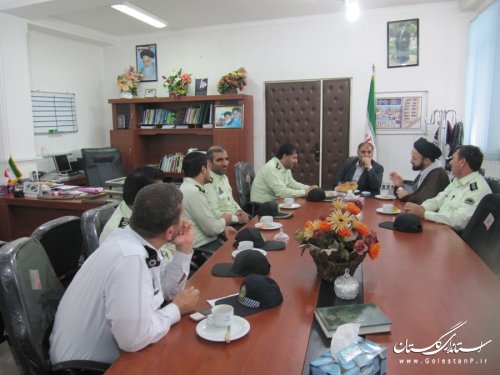 دیدار مسوولان نیروی انتظامی بندرگز با فرماندار