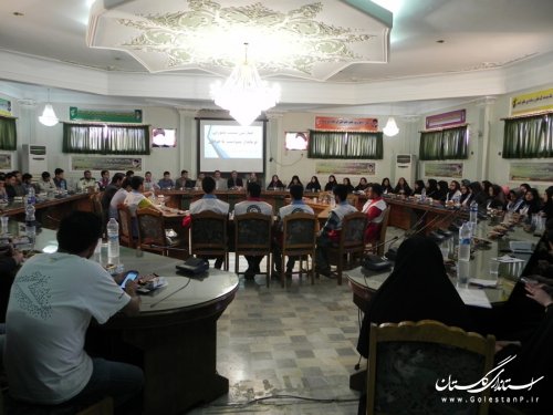 چهارمین نشست صمیمی فرماندار مینودشت با جوانان