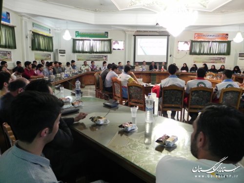 چهارمین نشست صمیمی فرماندار مینودشت با جوانان