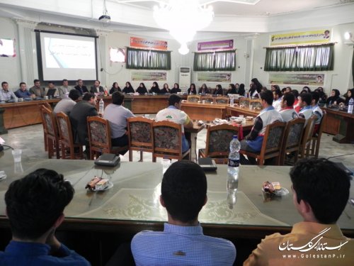 چهارمین نشست صمیمی فرماندار مینودشت با جوانان
