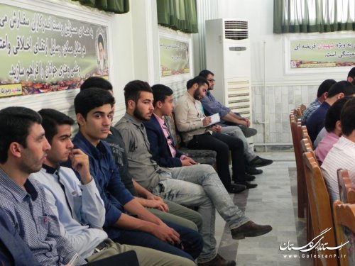 چهارمین نشست صمیمی فرماندار مینودشت با جوانان