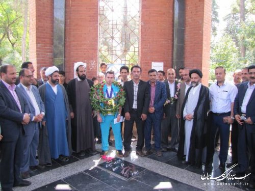 استقبال ازکاراته کار قهرمان علي آبادكتول در مسابقات جهانی کاراته