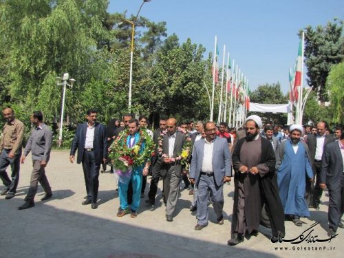استقبال ازکاراته کار قهرمان علي آبادكتول در مسابقات جهانی کاراته