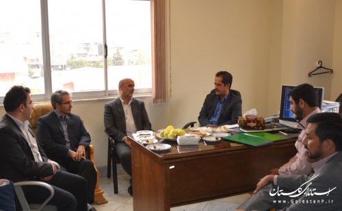 بازدید مدیرکل منابع انسانی استانداری از انجام مصاحبه مربیان حق التدریس فنی و حرفه ای