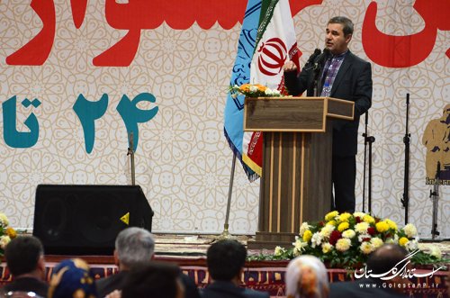 باید از ظرفیت وجود اقوام برای بالندگی کشور در تمامی عرصه ها استفاده کنیم