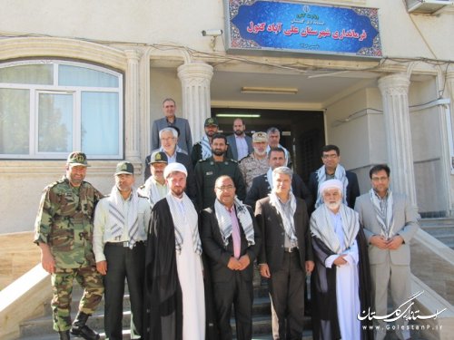 شرکت فرماندار شهرستان آق قلا در مراسم رژه مشترک در شهرستان علی آباد