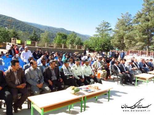 زنگ آغاز سال تحصیلی مدارس به دست فرماندار در شهرستان گالیکش نواخته شد