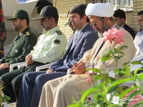 صبحگاه مشترک نیروهای نظامی و انتظامی با حضور فرماندار کلاله برگزار شد