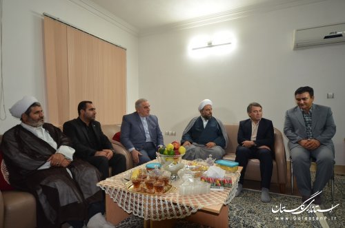 دیدار استاندار گلستان با خانواده جان باختگان حادثه «منا» در بندرترکمن و گمیشان