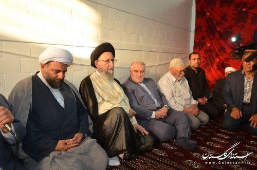 دیدار استاندار گلستان با خانواده جان باختگان حادثه «منا» در بندرترکمن و گمیشان