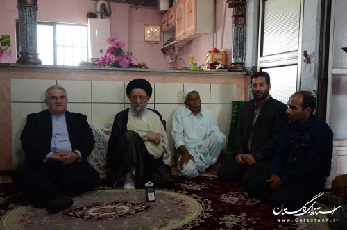 استاندار گلستان با خانواده جان باختگان فاجعه «منا» در گنبد کاووس دیدار کرد