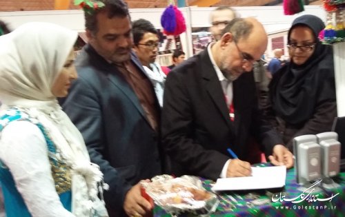 حضور فعال اتباع افغانی مقیم استان درنهمین جشنواره فرهنگ اقوام ایران زمین