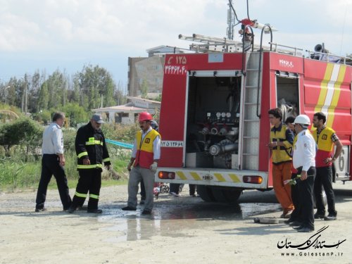 مانور اطفای حریق و آتش نشانی در بندرگز برگزار شد