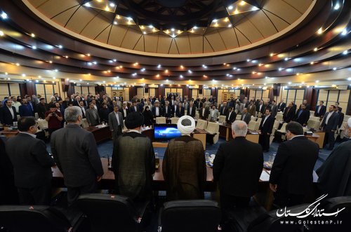 گلستان ظرفیت و جایگاه استقرار صنایع بزرگ را دارد