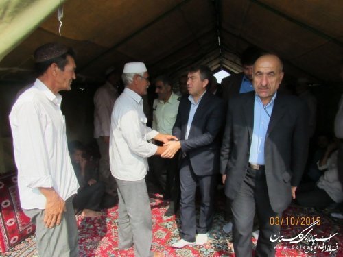 دیدار فرماندار ومسئولین شهرستان گمیشان با خانواده های مرحوم دولو وطاهری