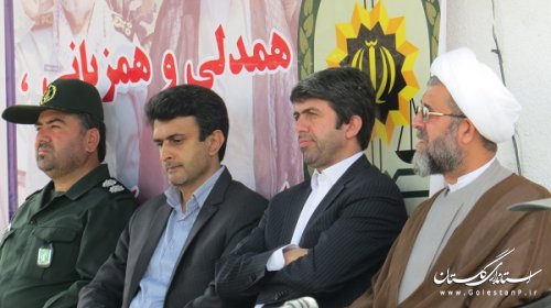 صبحگاه مشترک نیروهای انتظامی و نظامی شهرستان کلاله برگزار شد