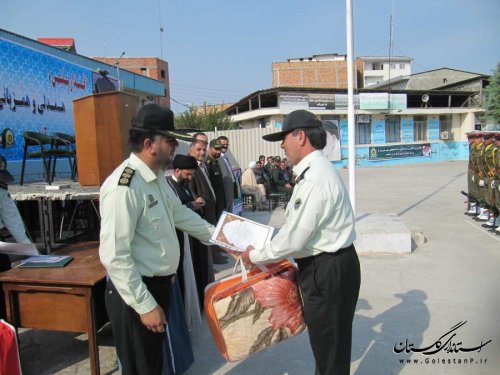 صبحگاه مشترک نیروهای انتظامی و نظامی در بندرگز برگزار شد