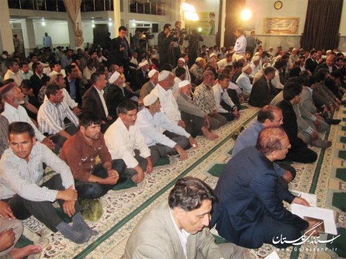 فرماندار گنبد خواستار واگذاری اراضی کشاورزی بخش داشلی برون به مردم شد