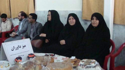 رعایت حقوق والدین با الگو گیری از اهل بیت بر همه لازم است