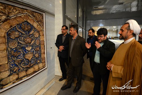 نمایشگاه عکس حرم مطهر امام علی (ع) باحضور سرپرست حوزه استاندار افتتاح شد