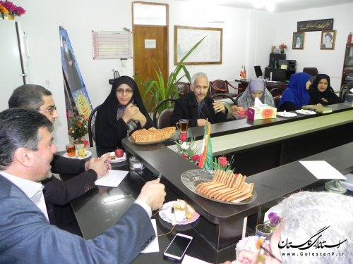 عدم برنامه ریزی مناسب در راستای توسعه ابریشم در مینودشت مشهود است