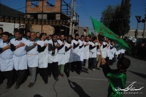 در صحنه کربلا گریه ذلت و شکست و خواری نداریم