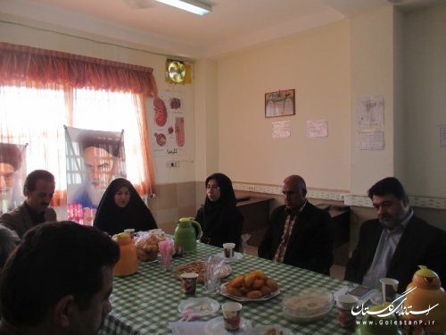 برگزاری جلسه انجمن کتابخانه عمومی شهرستان ترکمن به مناسبت هفته کتاب