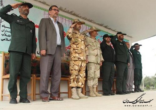 کشور را باید از تهدیدات و نفوذ دشمن مصون نگهداریم