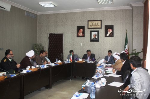 با نشریاتی که به موضوعات قوم گرایانه دامن بزنند، برخورد خواهد شد