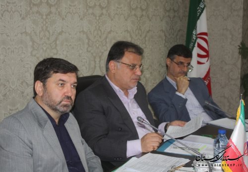 با نشریاتی که به موضوعات قوم گرایانه دامن بزنند، برخورد خواهد شد