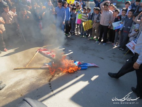 برگزاری باشکوه راهپیمایی یوم الله ۱۳ آبان در گالیکش