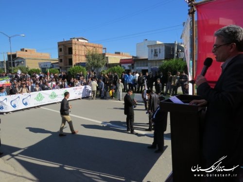 سیزده آبان سر منشاء استقلال کشور و استکبار ستیزی است