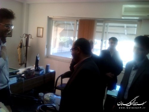 بازدید سرزده فرماندارعلی آباد کتول ازاداره برق شهرستان