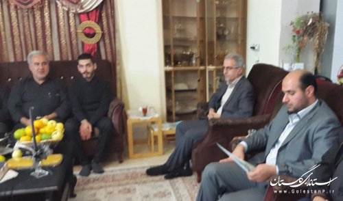 دیدار فرماندار با خانواده های معظم شهید مدافع حرم کردکوی