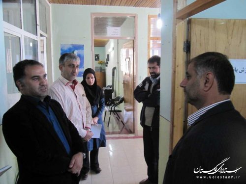 بازدید سرزده فرماندار از اداره ورزش و جوانان بندرگز