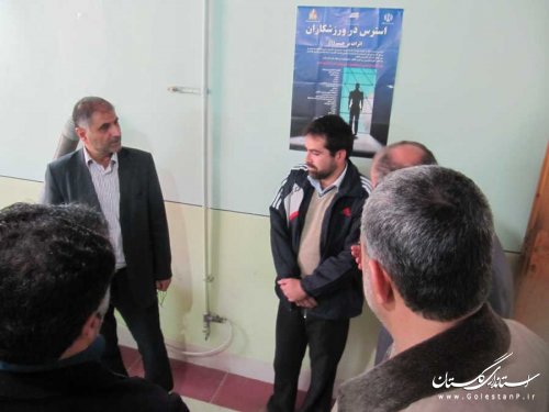 بازدید سرزده فرماندار از اداره ورزش و جوانان بندرگز