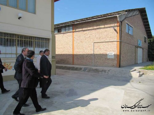 بازدید سرزده فرماندار از اداره ورزش و جوانان بندرگز