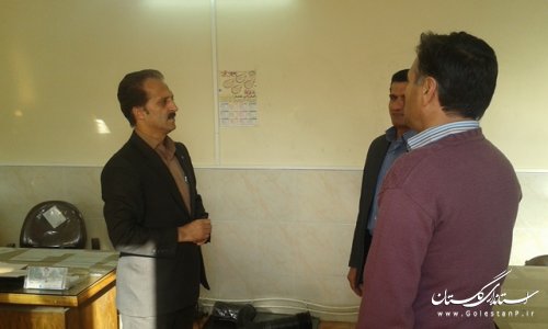 بازدید سزرده معاون فرماندار ترکمن از اداره راه و شهرسازی شهرستان