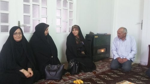 ملاقات معلمی دلسوز و فداکار ,افتخاری بزرگ برای مدیر کل دفتر بانوان استان گلستان