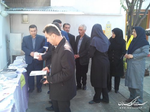 بازدید معاون فرماندار از کتابخانه های مدارس علی آباد کتول