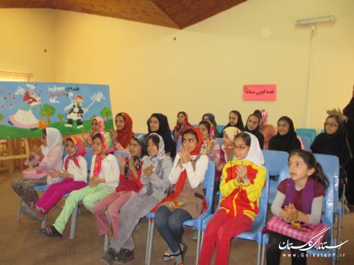 تقويت زبان شكر با قصه گويي شبانه در کانون پرورش فکری شماره يك گرگان