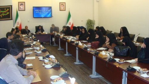 به منظور رسیدن به اهداف عالیه حوزه زنان و خانواده،حضور متولیان امر پررنگ تر باشد