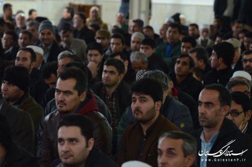 مرحوم نازقلیچی می تواند مدلی برای زنان ترکمن باشد