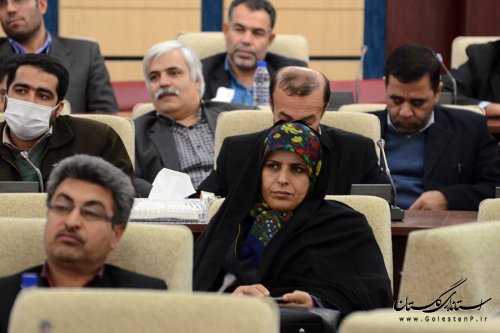 نشست صمیمی معاون توسعه مدیریت و منابع انسانی با کارکنان استانداری