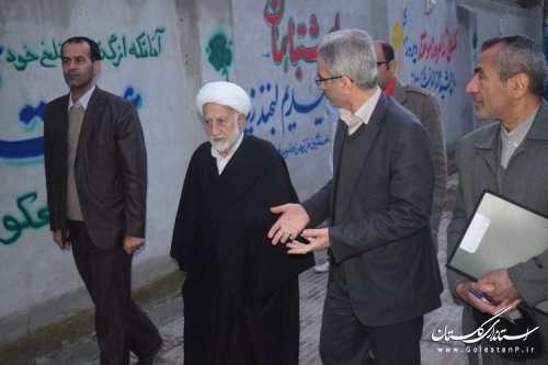 بازدید فرماندار و امام جمعه موقت گرگان از کمپ ترک اعتیاد کردکوی