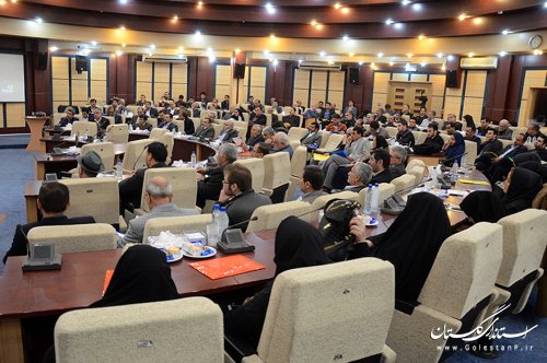 احزاب برای گفتگو با یکدیگر نیازمند نقد درون هستند