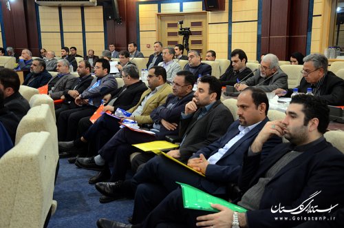 احزاب برای گفتگو با یکدیگر نیازمند نقد درون هستند