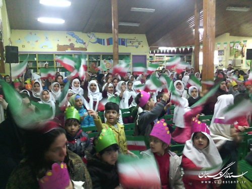 جشن کودکان انقلاب در شهرستان ترکمن برگزار شد