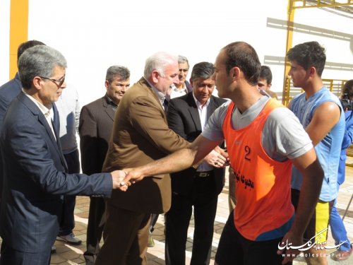 افتتاح سالن ورزشی چند منظوره روستای کرد و زمین والیبال ساحلی شهر آق قلا